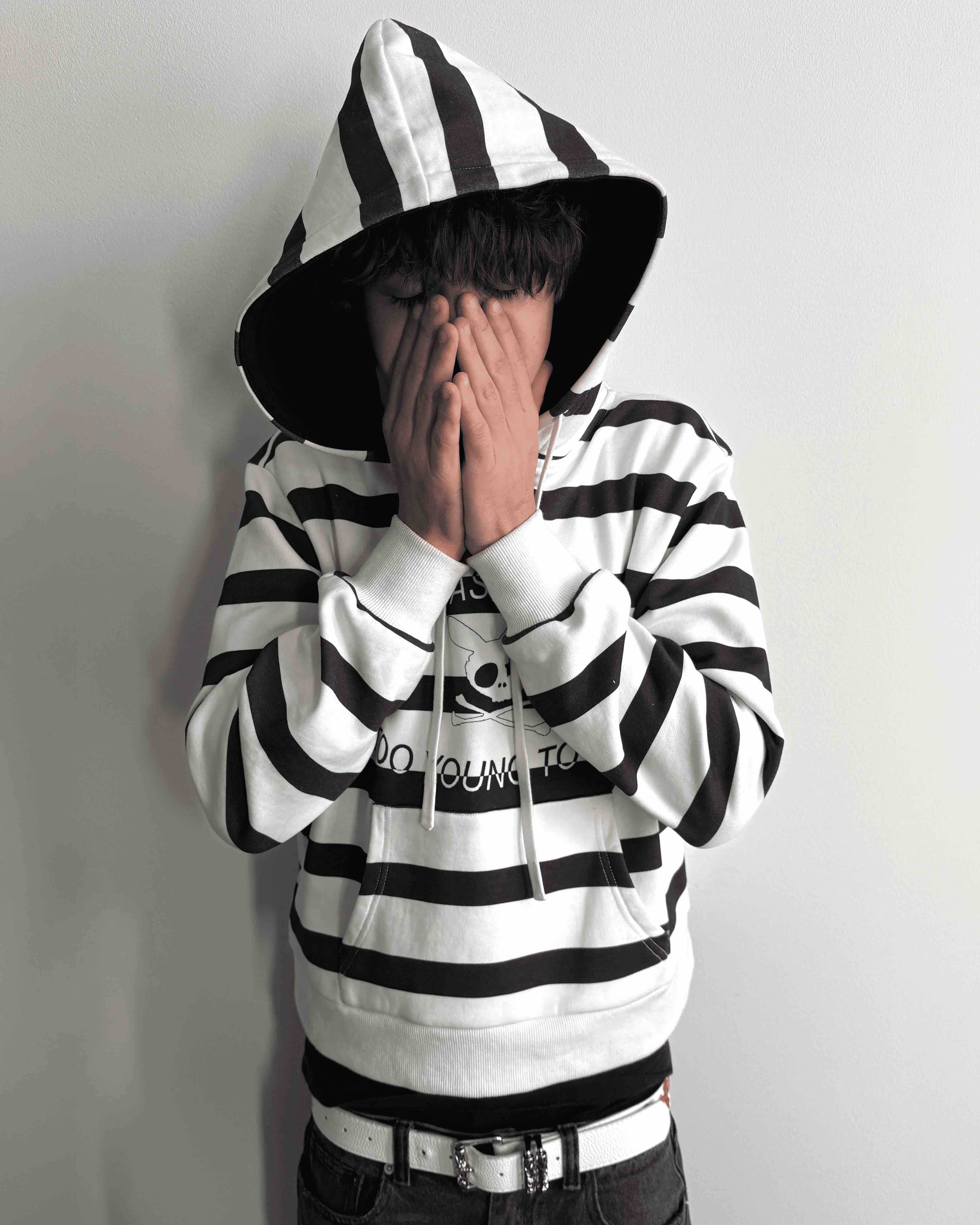 d*e hoodie